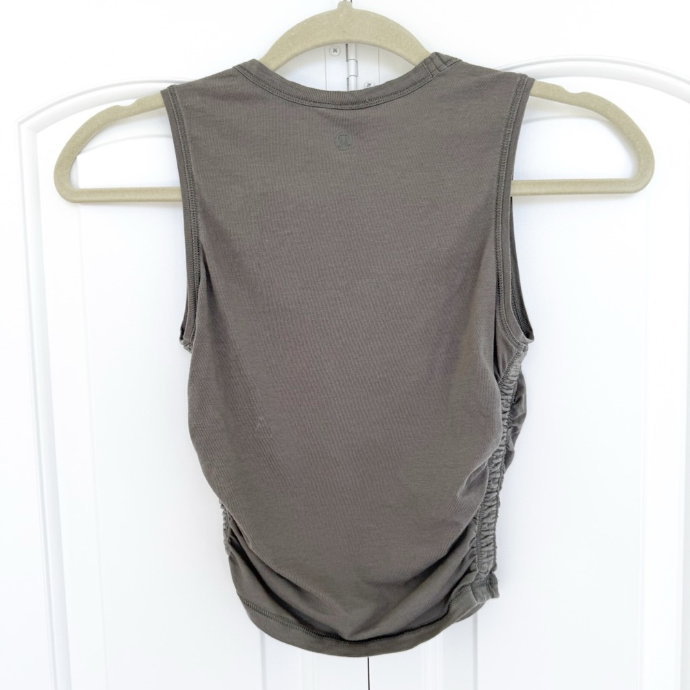 Lululemon All It Takes Tank SIZE 4 - Picture 4 of 4